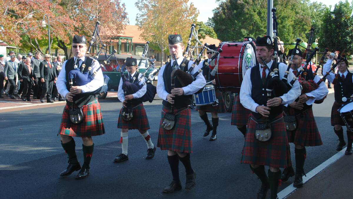 The South West Highlanders set the pace.