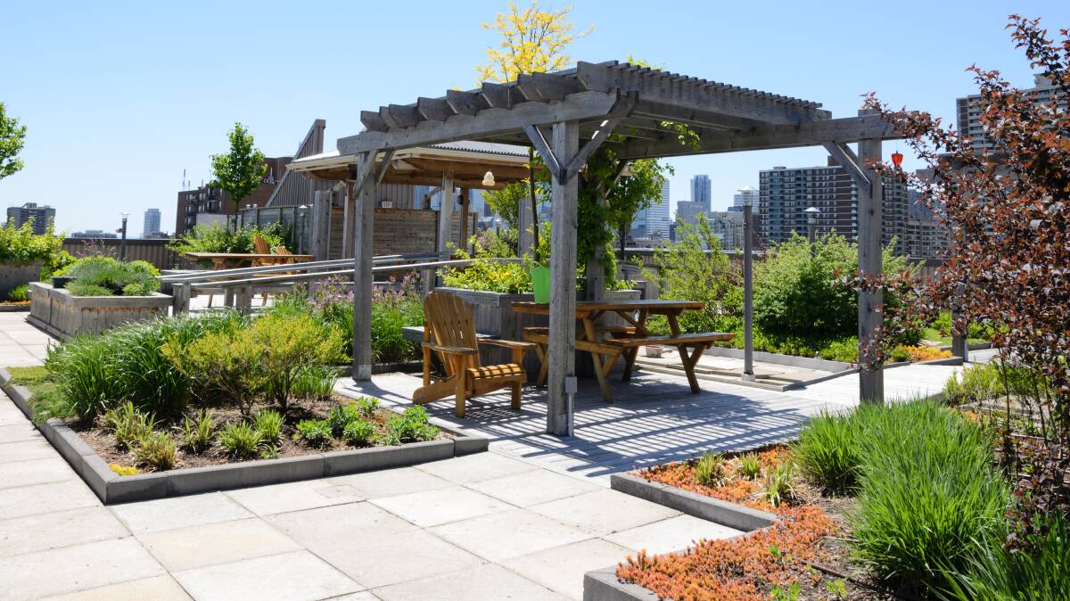 Perfect pocket of serenity: Creating an entertaining space on your rooftop will give you a serene place to enjoy the amazing views or to host the ultimate party.