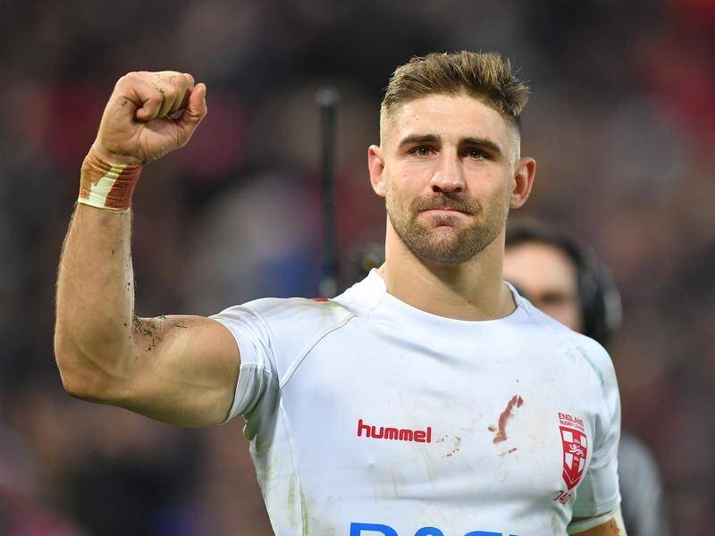 England and St Helens winger Tommy Makinson has had talks in Newcastle with coach Nathan Brown.