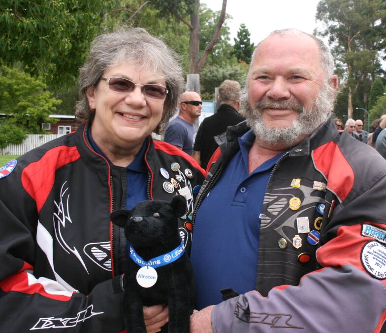 Ride for a cause: Nannup riders Sue and John Scott.          Photos: Rachel Tyrrell.